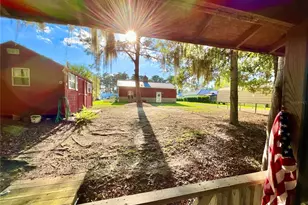 529 SE 5th Ave, Melrose, FL 32666 - Photo 13