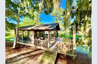 529 SE 5th Avenue, Melrose, FL 32666 - Photo 9
