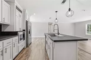 672 SW Newark Dr, Fort White, FL 32038 - Photo 13