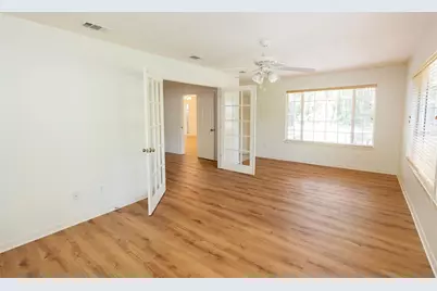 2340 NW 16th Avenue, Gainesville, FL 32605 - Photo 11