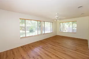 2340 NW 16th Ave, Gainesville, FL 32605 - Photo 9