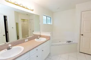 2340 NW 16th Ave, Gainesville, FL 32605 - Photo 19