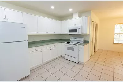 2340 NW 16th Avenue, Gainesville, FL 32605 - Photo 13