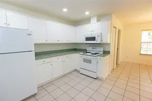 2340 NW 16th Ave, Gainesville, FL 32605 - Photo 13