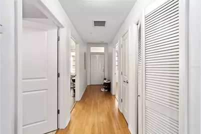 20 SW 6th Street #204, Gainesville, FL 32601 - Photo 7