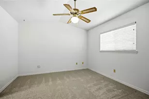 218 NW 50th Blvd, Gainesville, FL 32607 - Photo 43