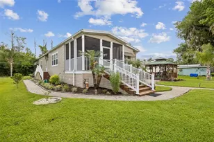 329 Paradise Cir, Satsuma, FL 32189 - Photo 25