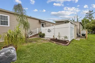 329 Paradise Cir, Satsuma, FL 32189 - Photo 39
