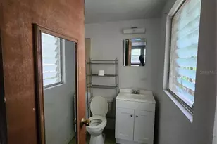 1958 NW 4th St, Gainesville, FL 32609 - Photo 11