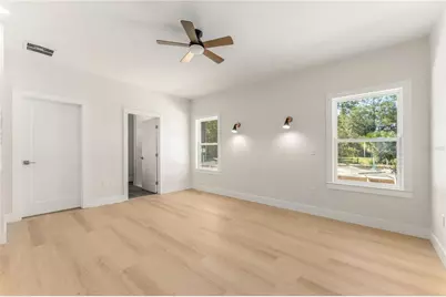 925 NE 17th Drive, Gainesville, FL 32641 - Photo 15