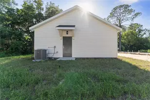 925 NE 17th Dr, Gainesville, FL 32641 - Photo 27
