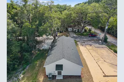 925 NE 17th Drive, Gainesville, FL 32641 - Photo 31