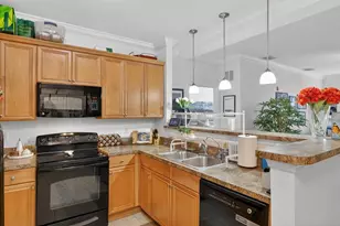 1185 SW 9th Rd, Gainesville, FL 32601 - Photo 11