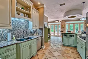12208 SW 9th Ave, Newberry, FL 32669 - Photo 9