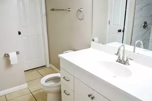 4105 NE 17th Ter, Gainesville, FL 32609 - Photo 17