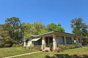 665 SE Heron St, Keystone Heights, FL 32656 - Photo 1