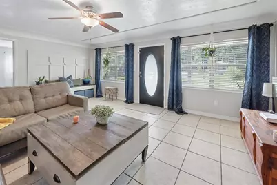 917 SW 2nd Avenue, Trenton, FL 32693 - Photo 9