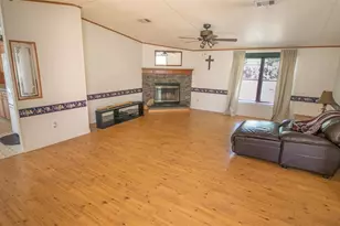 17824 NE 143rd Terrace, Waldo, FL 32694 - Photo 9