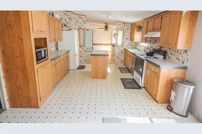 17824 NE 143rd Terrace, Waldo, FL 32694 - Photo 11
