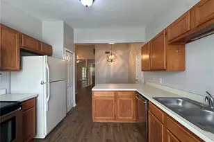 439 NW 50th Blvd, Gainesville, FL 32607 - Photo 9