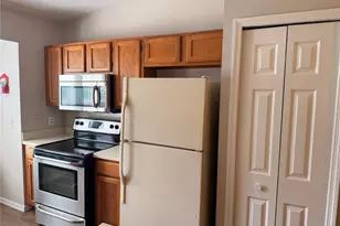 439 NW 50th Blvd, Gainesville, FL 32607 - Photo 7