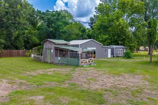 815 SW 10th St, Cross City, FL 32628 - Photo 29