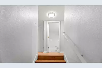 501 SW 75th Street #B5, Gainesville, FL 32607 - Photo 13