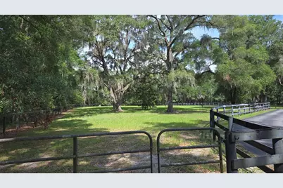 1025 NW 150th Avenue, Ocala, FL 34482 - Photo 3
