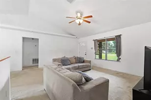 173 Little Orange Lake Dr, Hawthorne, FL 32640 - Photo 5