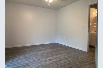 1213 NW 39th Avenue #B4, Gainesville, FL 32609 - Photo 11