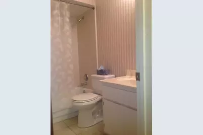 4224 SW 70th Terrace #B, Gainesville, FL 32608 - Photo 5