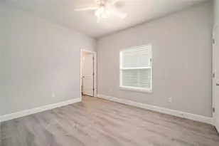 622 NW 3rd Ave, Gainesville, FL 32601 - Photo 11