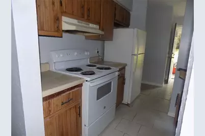 6124 SW 10th Place #A, Gainesville, FL 32607 - Photo 7