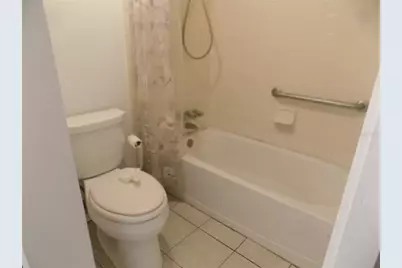 2811 SW Archer Road #x 201, Gainesville, FL 32608 - Photo 25