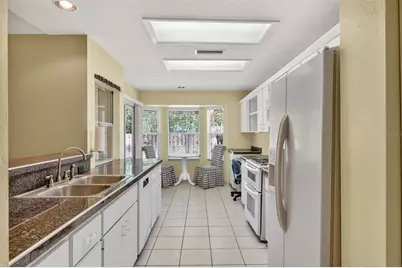 2305 NW 44th Place, Gainesville, FL 32605 - Photo 7
