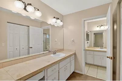 2305 NW 44th Place, Gainesville, FL 32605 - Photo 17