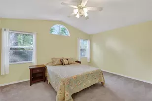 2305 NW 44th Pl, Gainesville, FL 32605 - Photo 15