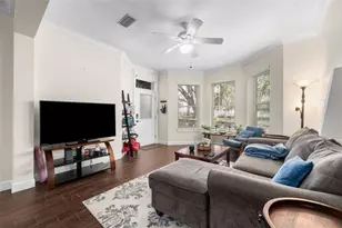 423 NE 2nd Ave, Gainesville, FL 32601 - Photo 7