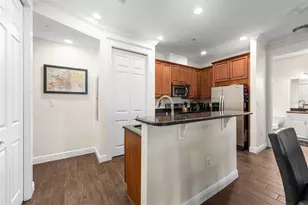 423 NE 2nd Ave, Gainesville, FL 32601 - Photo 9