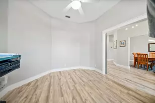 53 Oakwood Rd, Jacksonville Beach, FL 32250 - Photo 9