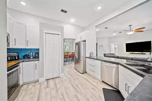 53 Oakwood Rd, Jacksonville Beach, FL 32250 - Photo 17