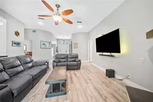 53 Oakwood Rd, Jacksonville Beach, FL 32250 - Photo 13