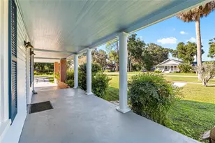 123 SE 1st St, Williston, FL 32696 - Photo 13