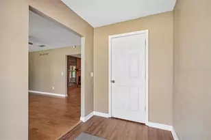 6827 SW 35th Way, Gainesville, FL 32608 - Photo 9