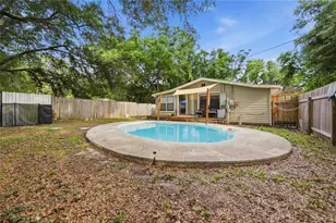 3411 NE 52nd Ave, Silver Springs, FL 34488 - Photo 17