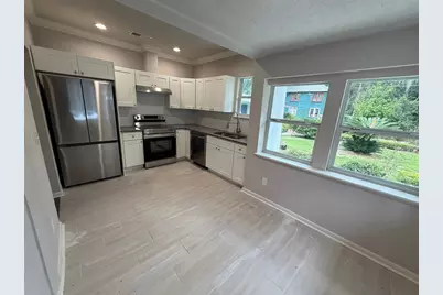 614 NW 4th Street, Gainesville, FL 32601 - Photo 3