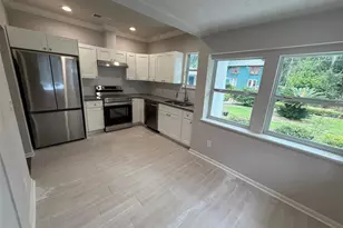 614 NW 4th St, Gainesville, FL 32601 - Photo 3