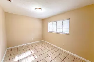 703 SW 69th Terrace, Gainesville, FL 32607 - Photo 5