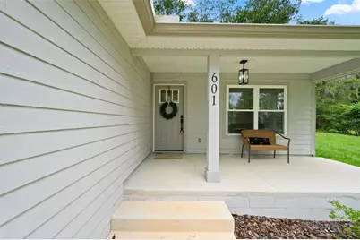 601 SE 4th Avenue, Melrose, FL 32666 - Photo 5