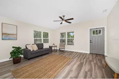 601 SE 4th Avenue, Melrose, FL 32666 - Photo 11